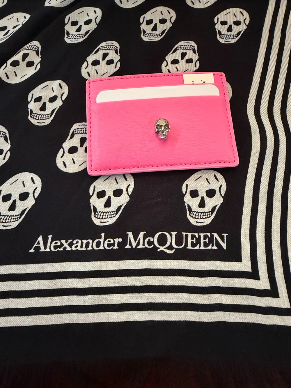Alexander McQueen Hot Pink Leather Skull Card Holder AND Scarf! 🖤🩷